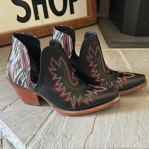 Ariat Women's Dixon Chimayo Western Boots - Cash Black